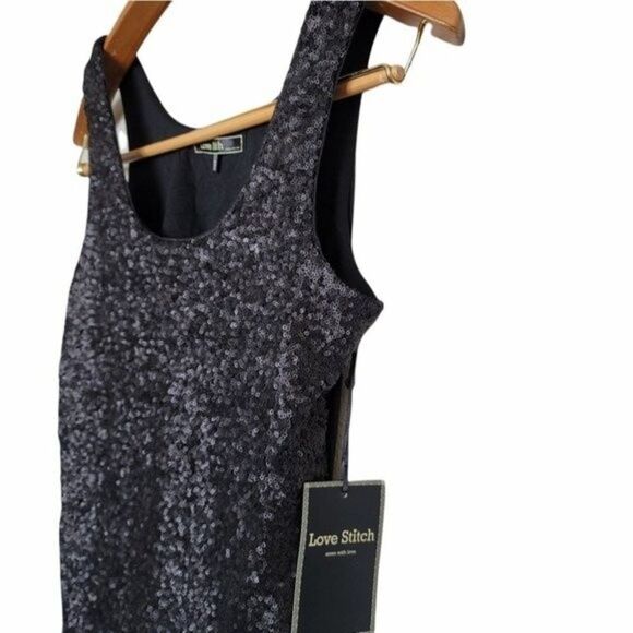 Love Stitch black sequin tank top size small - Picture 1 of 7